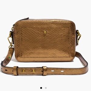nwt madewell transport camera bag edition in compass gold metallic